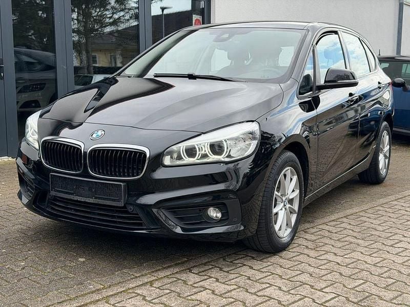 Gebraucht BMW 220 Active Tourer Advantage 192 PS (141 kW) 2016 Schwarz Van / Kleinbus