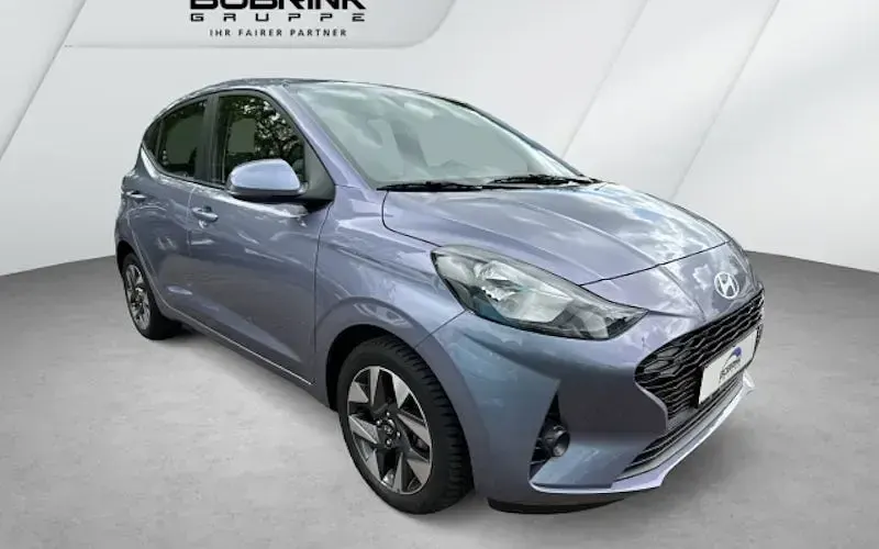 Gebraucht Hyundai i10 Trend 63 PS (46 kW) 2025 Blau Kleinwagen
