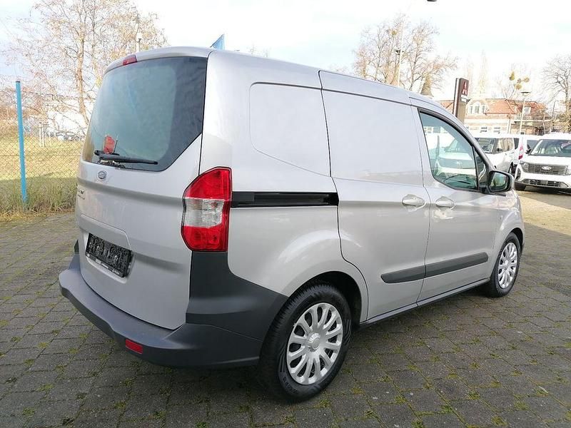 Gebraucht Ford Transit Trend 95 PS (69 kW) 2018 Silber Van / Kleinbus