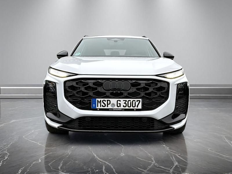 Gebraucht Audi Q3 Ambiente 150 PS (110 kW) 2025 Weiß SUV