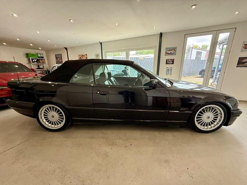 Gebraucht BMW 318 Cabriolet Performance 116 PS (85 kW) 1994 Schwarz Cabrio