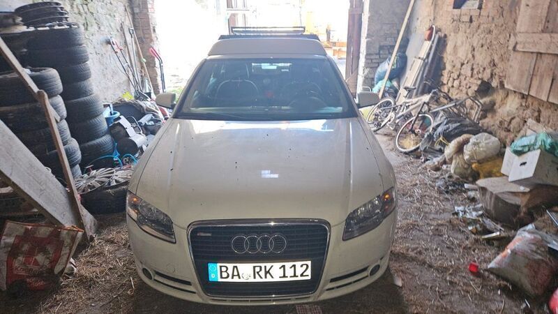 Weiß Gebraucht 2007 Audi A4 Kombi | 2.300 € (Fairer Preis) - Bild 1/4