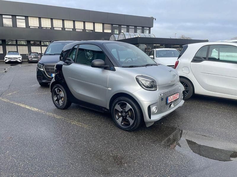 Silber Gebraucht 2020 Smart ForTwo Electric Drive Coupé | 9.500 € (Fairer Preis) - Bild 1/4