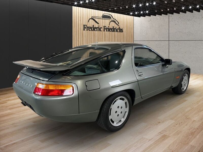 Gebraucht Porsche 928 S4 349 PS (256 kW) 1988 Felsengraumetallic Coupé