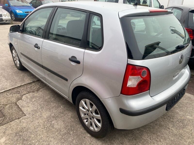 Usata VW Polo Basis 64 CV (47 kW) 2002 Argento Utilitaria