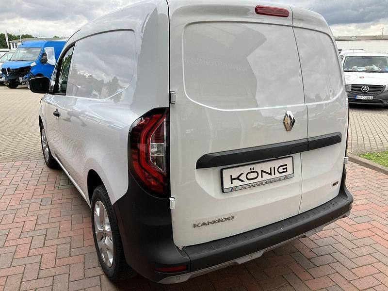Gebraucht Renault Kangoo Rapid Advance 50 kW (69 PS) 2022 Weiß Van