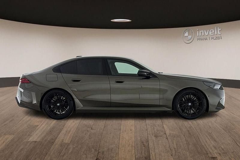 Gebraucht BMW M5 Basis 585 PS (430 kW) 2024 Grün Limousine