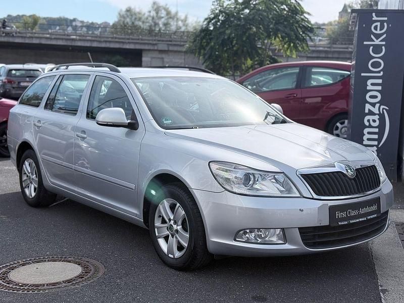 Gebraucht Skoda Octavia Impuls Edition 140 PS (102 kW) 2011 Silber Kombi