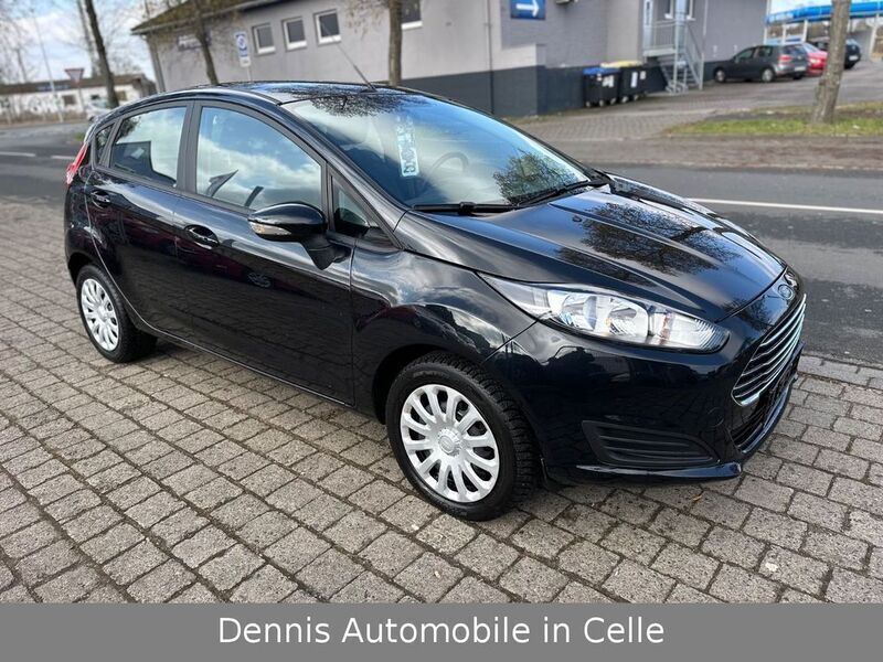 Gebraucht Ford Fiesta Trend 80 PS (58 kW) 2015 Schwarz Kleinwagen