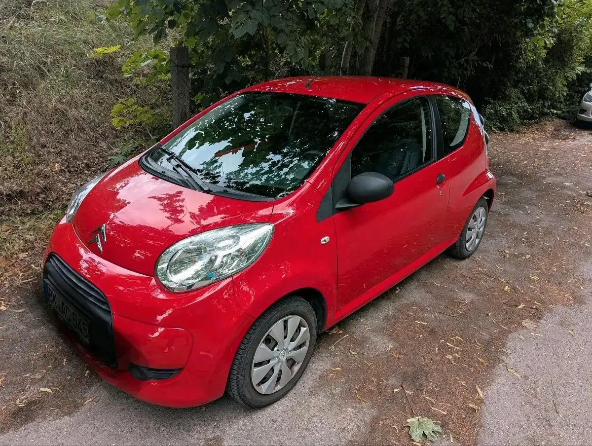 Gebraucht Citroën C1 Advance 68 PS (50 kW) 2012 Rot Kleinwagen