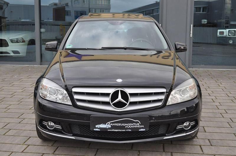 Gebraucht Mercedes C250 204 PS (150 kW) 2009 Schwarz Limousine