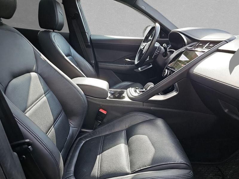 Second-hand Jaguar E-Pace S 206 CP (151 kW) 2022 Gri SUV