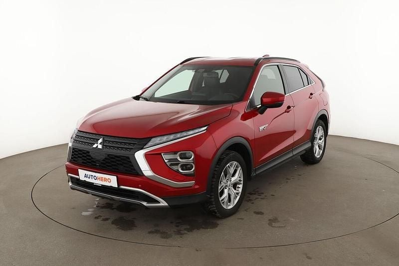 Gebraucht Mitsubishi Eclipse Cross Plus 188 PS (138 kW) 2022 Rot SUV