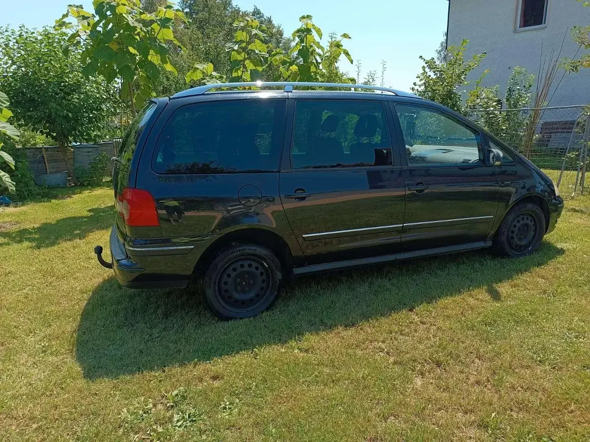 Gebraucht VW Sharan 161 PS (118 kW) 2004 Schwarz Van / Kleinbus