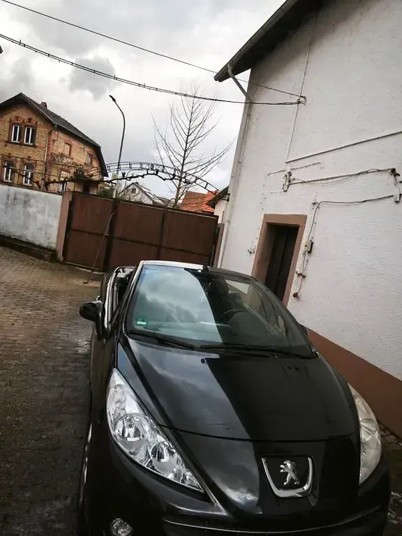 Gebraucht Peugeot 207 CC 120 PS (88 kW) 2014 Cabrio