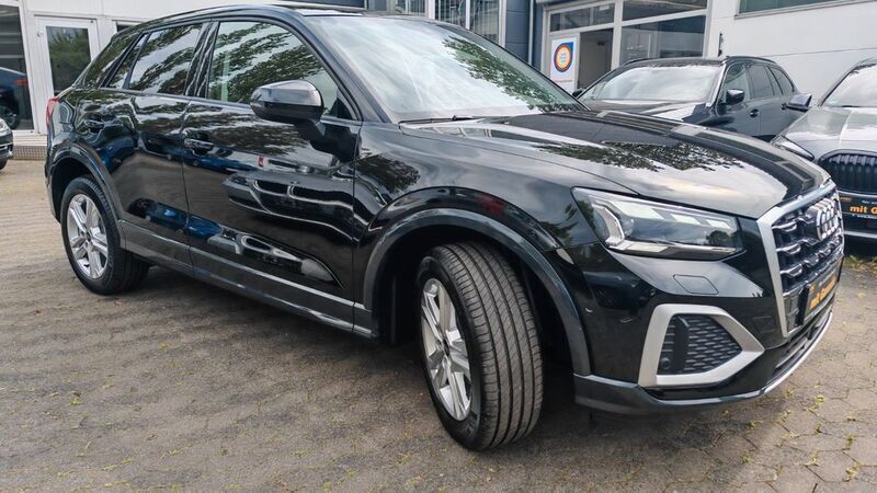 Gebraucht Audi Q2 Advanced 150 PS (110 kW) 2025 Schwarz SUV