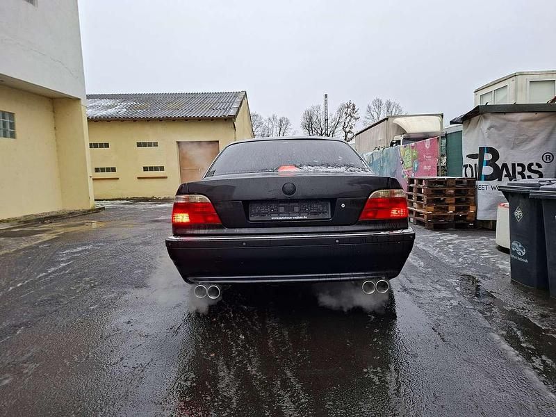 Gebraucht BMW 740 286 PS (210 kW) 1995 Schwarz Limousine