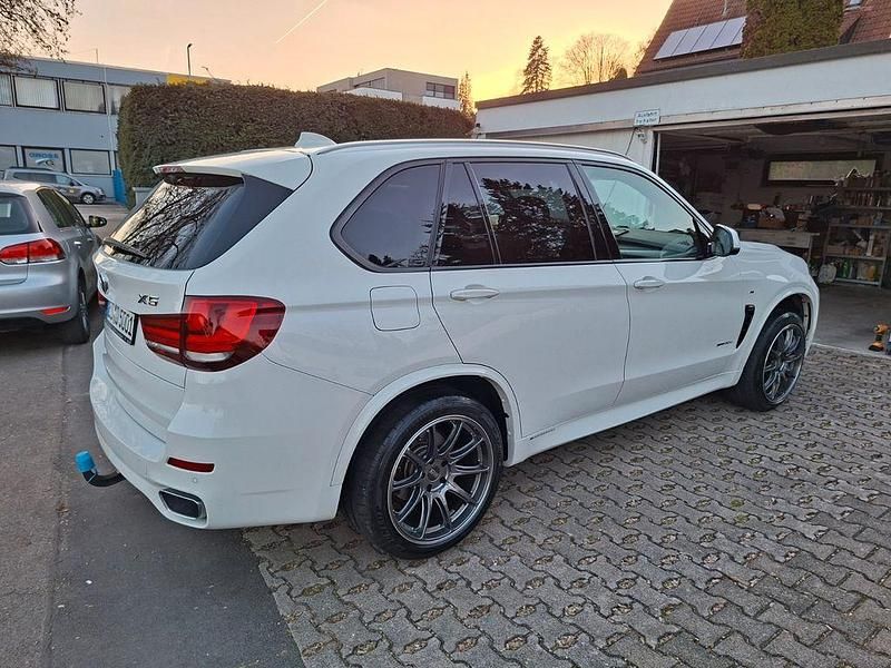 Gebraucht BMW X5 Performance 258 PS (189 kW) 2014 Weiß SUV