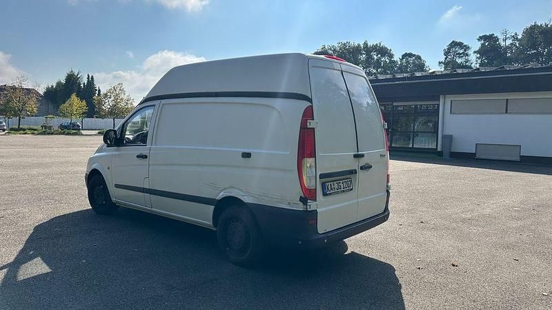 Gebraucht Mercedes Vito 116 PS (85 kW) 2007 Weiß Van