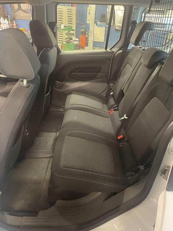 Gebraucht Ford Transit Trend 101 PS (74 kW) 2023 Weiß Kombi