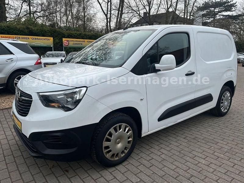 Gebraucht Opel Combo Edition 76 PS (55 kW) 2019 Weiß Van / Kleinbus