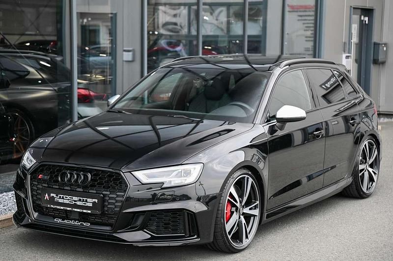 Gebraucht Audi RS3 Sport 400 PS (294 kW) 2019 Mythosschwarz metallic Limousine