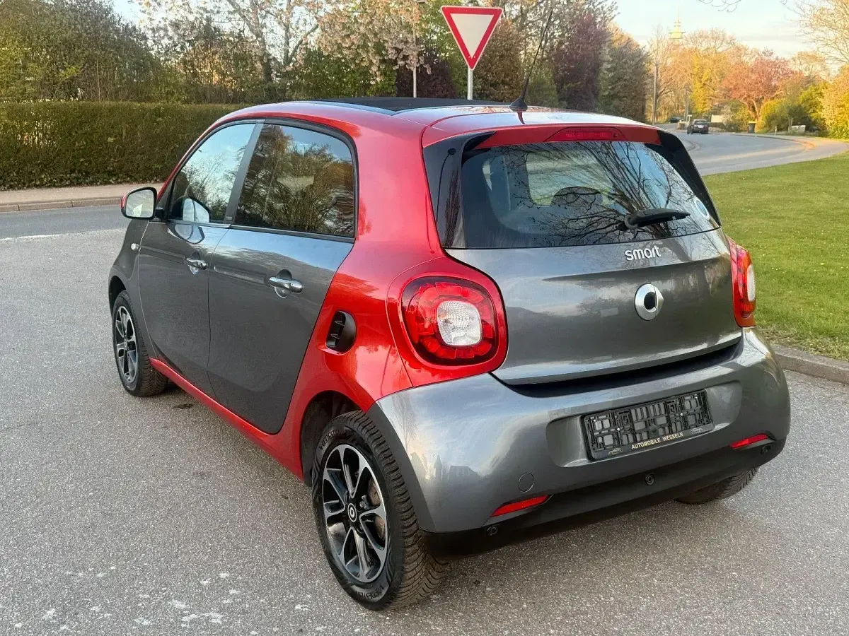 Gebraucht Smart ForFour Basis 71 PS (52 kW) 2016 Grau Kleinwagen