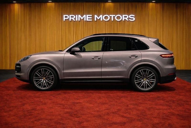 Gebraucht Porsche Cayenne Turbo Chrono 549 PS (403 kW) 2019 Schwarz SUV