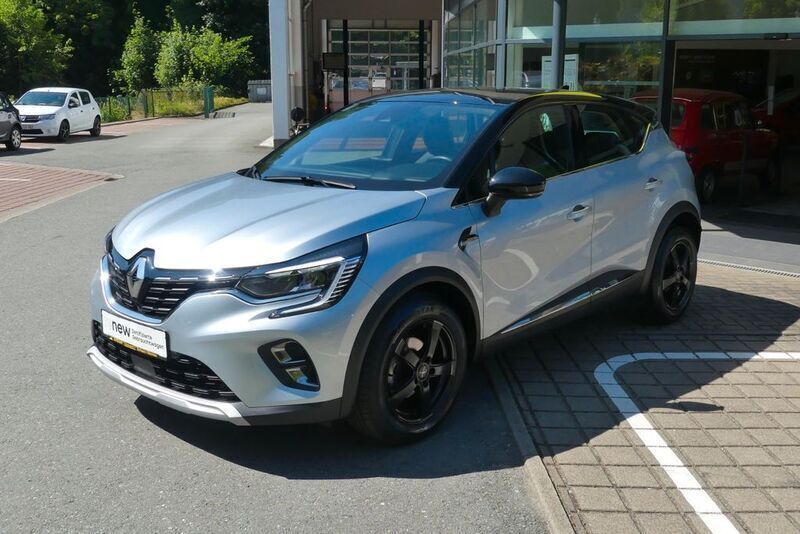 Grau Gebraucht 2021 Renault Captur Intens SUV | 17.990 € (Guter Preis) - Bild 1/4