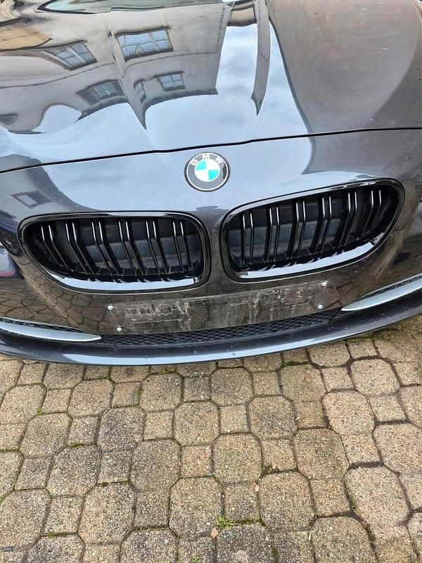 Gebraucht BMW 520 184 PS (135 kW) 2012 Grau Limousine