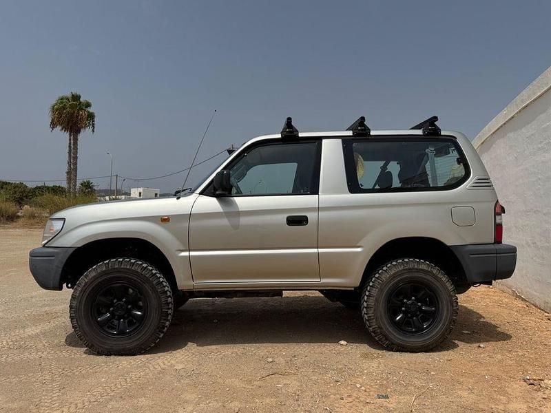 Silber Gebraucht 1999 Toyota Land Cruiser SUV | 17.500 € (Fairer Preis) - Bild 1/4