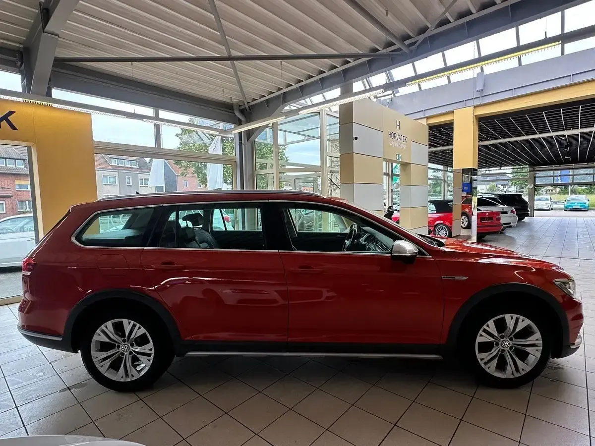 Gebraucht VW Passat Alltrack 190 PS (139 kW) 2016 Orange Kombi