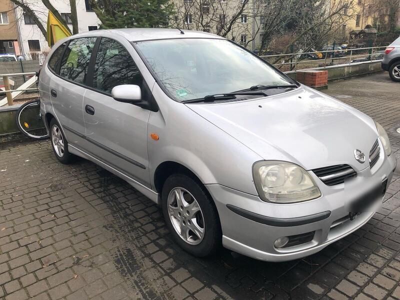 Silber Gebraucht 2005 Nissan Almera Tino Van / Kleinbus | 1.500 € (Guter Preis) - Bild 1/4