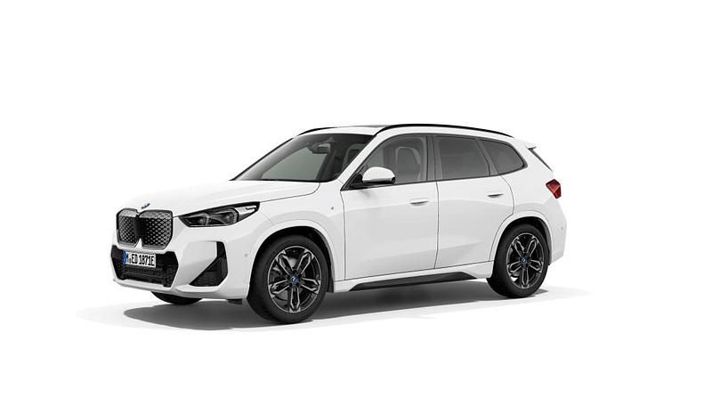 Gebraucht 2025 BMW iX1 Comfort Edition SUV | 41.833 € (Fairer Preis) - Bild 1/2