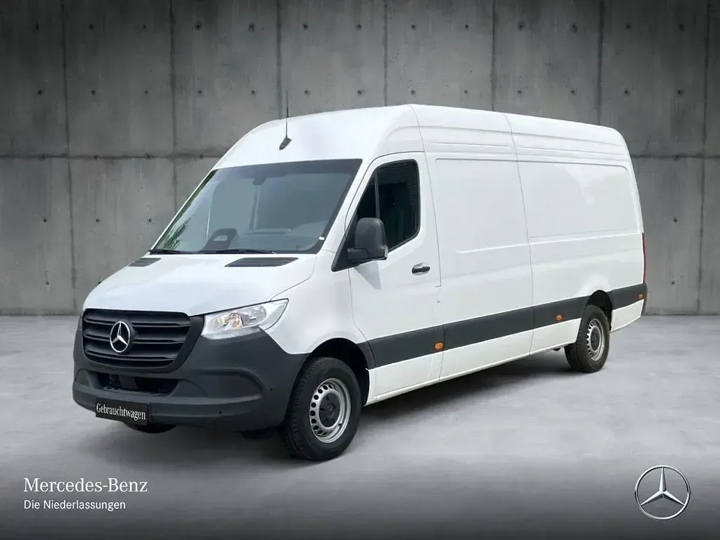 Gebraucht Mercedes Sprinter 170 PS (125 kW) 2025 Weiß Van