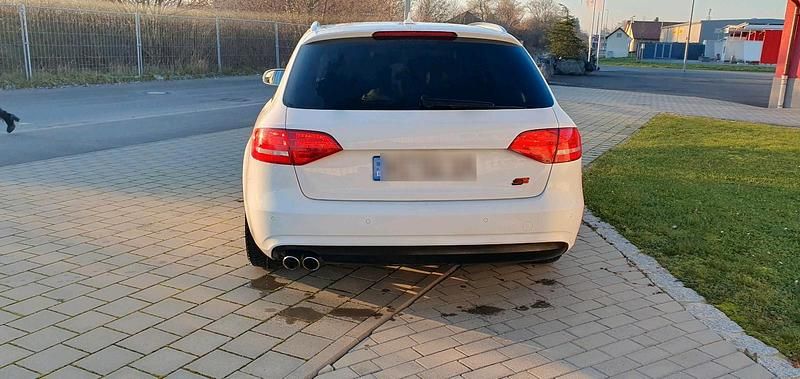 Gebraucht Audi A4 S-Line 2015 Weiß Kombi