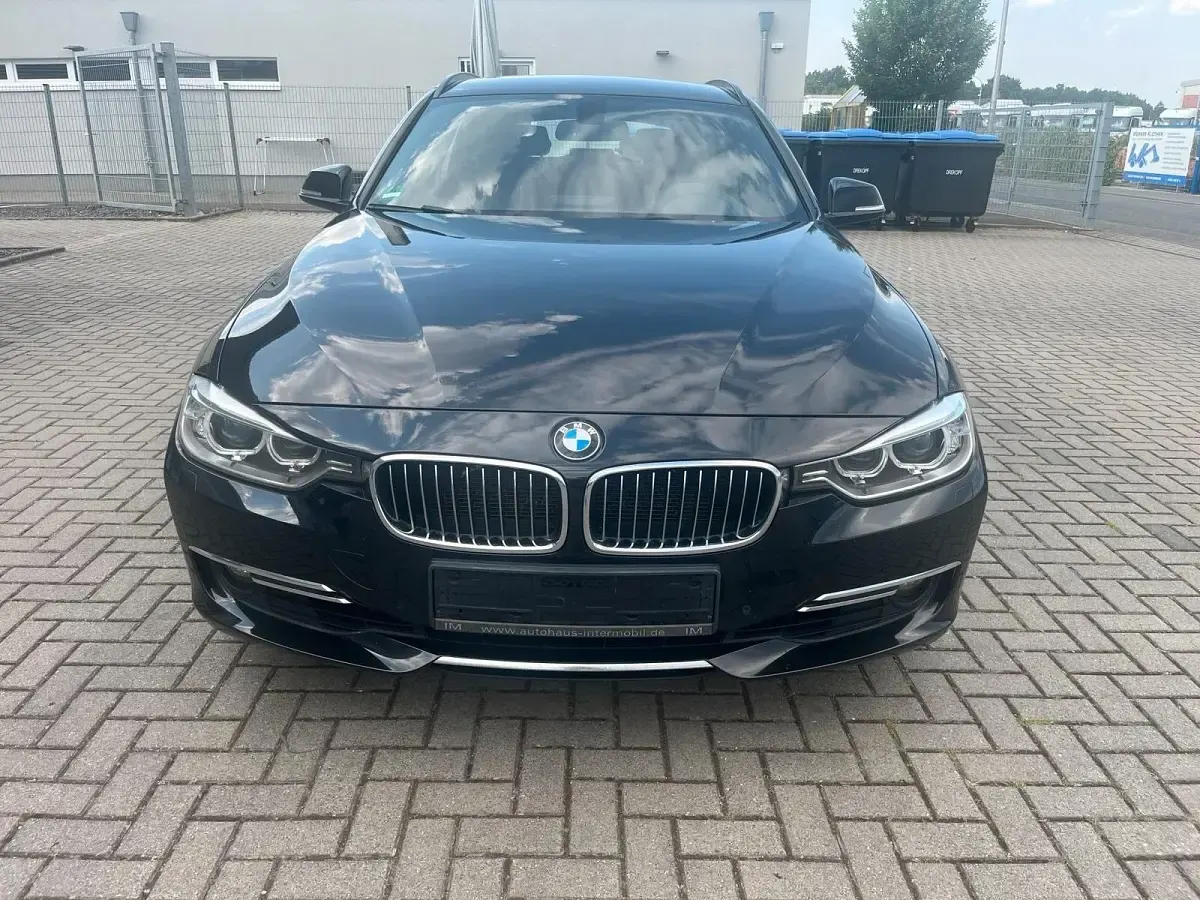 Gebraucht BMW 330 258 PS (189 kW) 2014 Schwarz Kombi