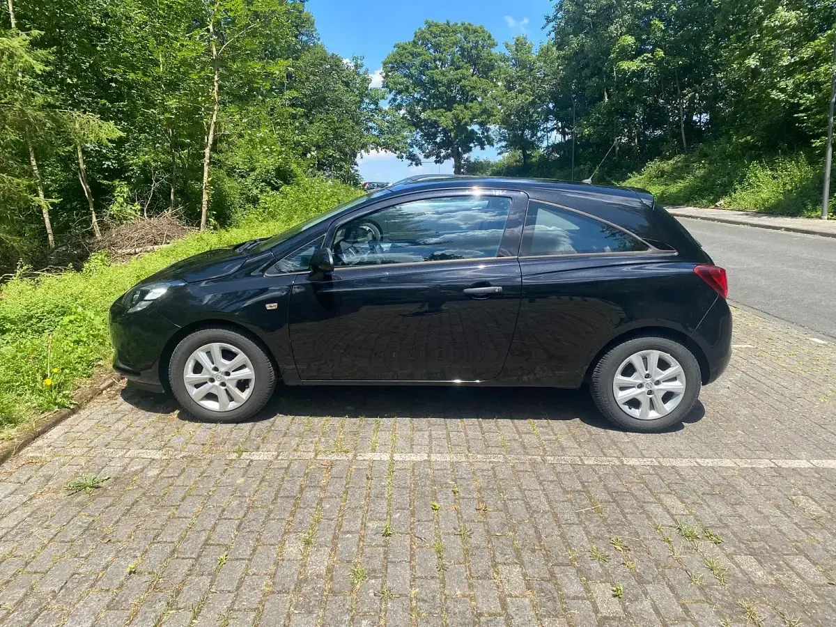 Gebraucht Opel Corsa Selection 69 PS (50 kW) 2017 Schwarz Kleinwagen