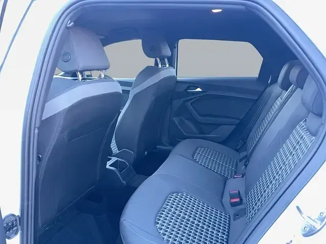 Gebraucht Audi A1 Sportback Advanced 116 PS (85 kW) 2020 Weiss Kleinwagen