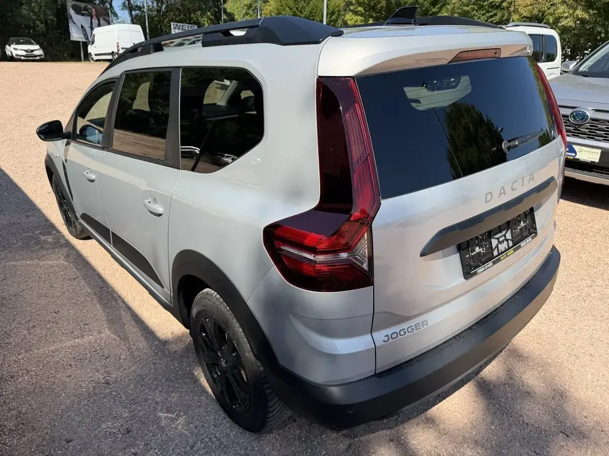 Gebraucht Dacia Jogger Extreme 110 PS (80 kW) 2022 Gris moonstone Van / Kleinbus