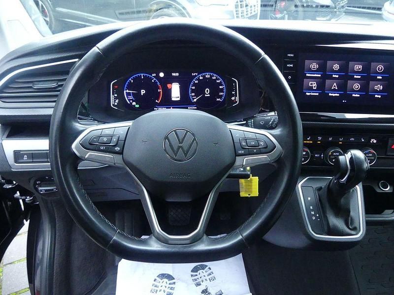 Gebraucht VW Multivan 204 PS (150 kW) 2021 Deep black Van