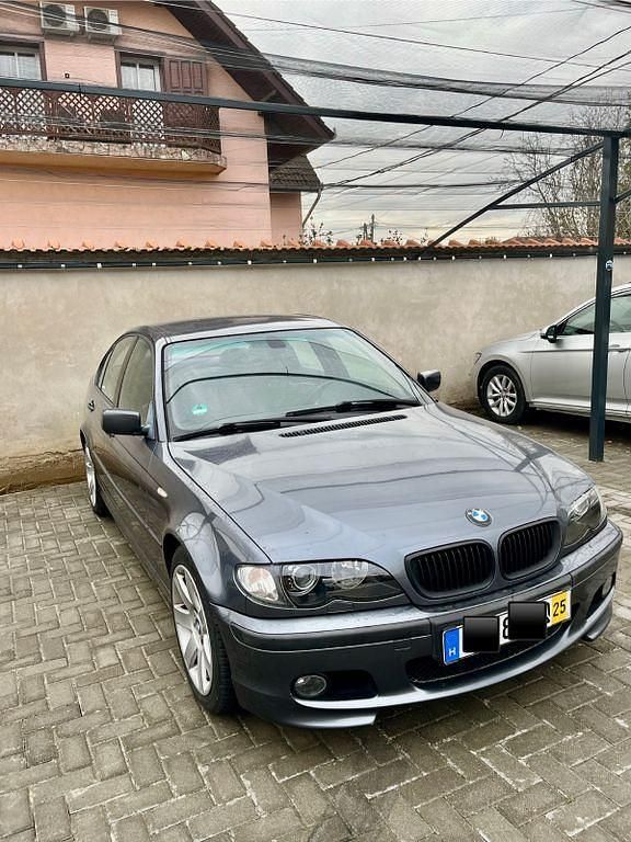 Grau Gebraucht 2004 BMW 325 Sport Line Limousine | 4.800 € (Guter Preis) - Bild 1/4