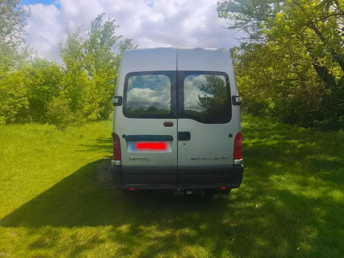 Gebraucht Opel Movano 125 PS (91 kW) 2002 Silber Van / Kleinbus