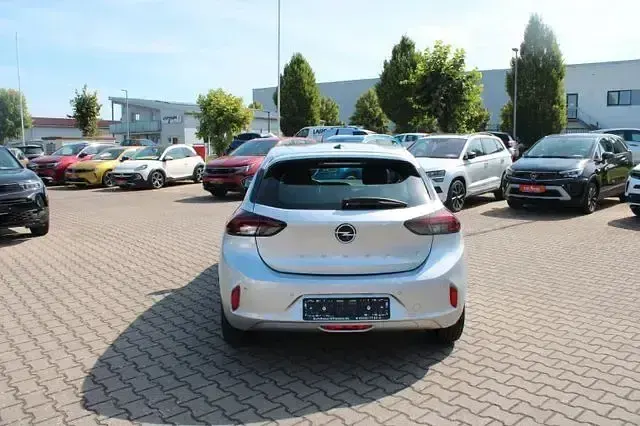 Gebraucht Opel Corsa-e Edition 100 kW (136 PS) 2024 Silber Kleinwagen