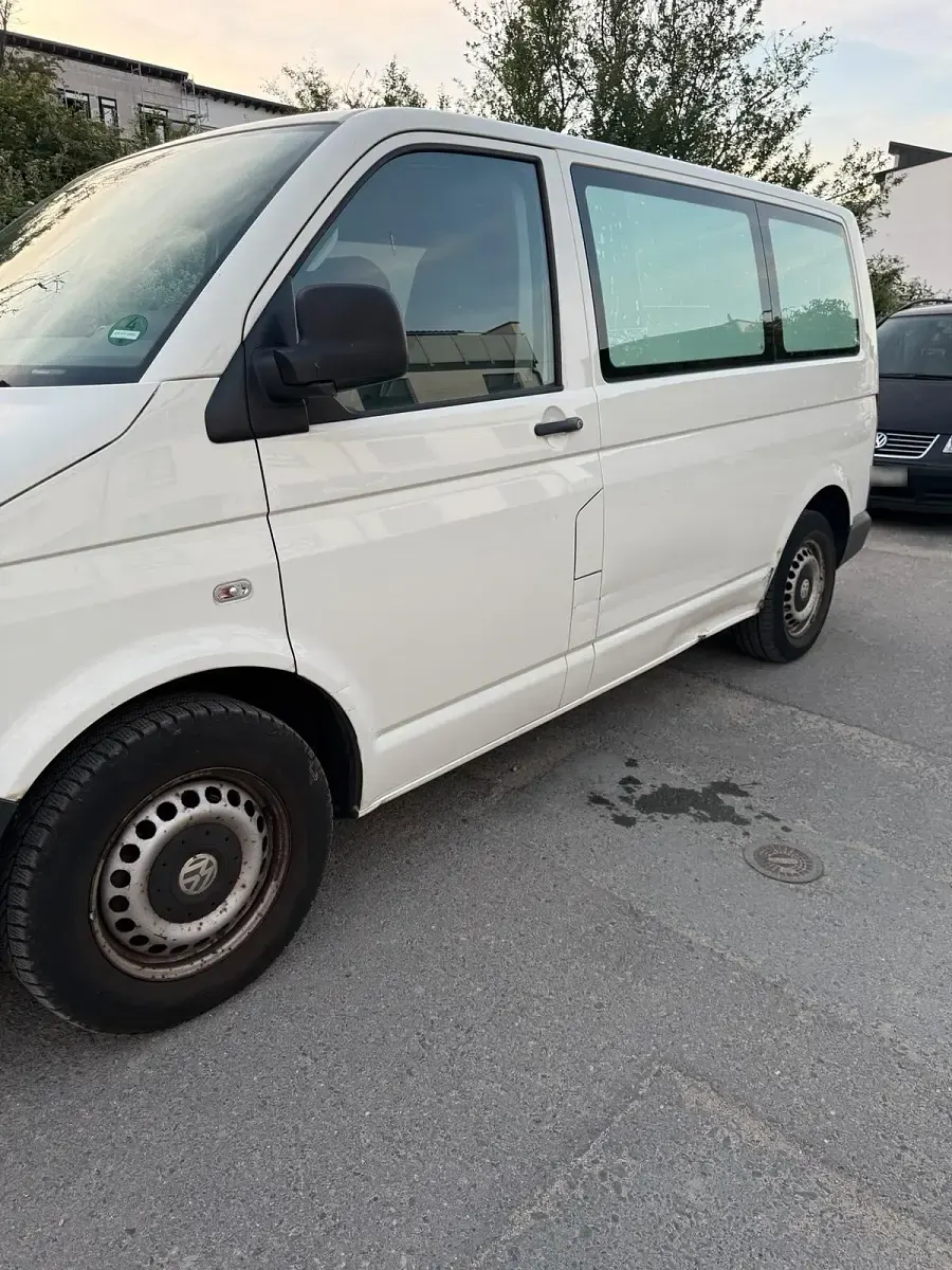 Gebraucht VW T5 California 110 PS (80 kW) 2009 Weiß Van
