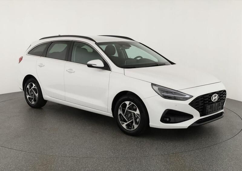 Atlas white Gebraucht 2024 Hyundai i30 Style Kombi | 21.084 € (Fairer Preis) - Bild 1/4