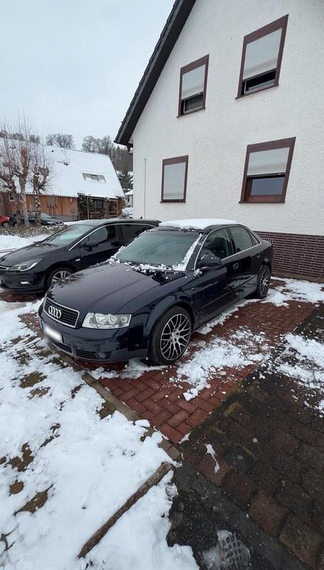 Gebraucht Audi A4 131 PS (96 kW) 2003 Blau Limousine