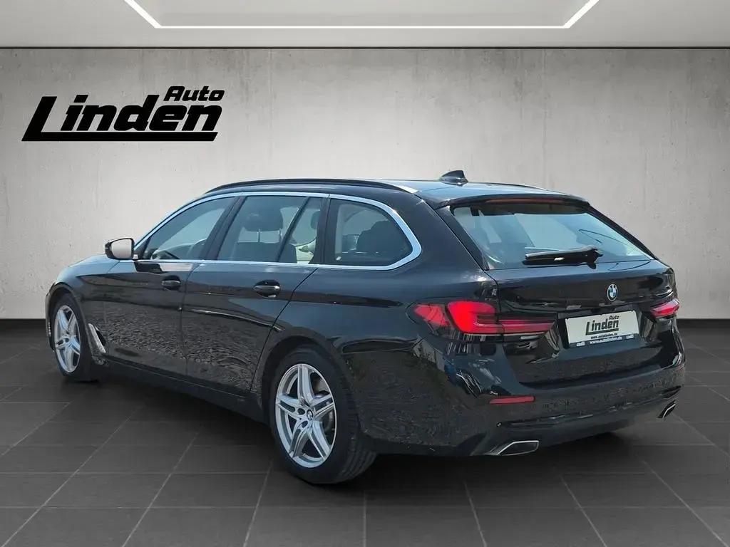 Gebraucht BMW 530 286 PS (210 kW) 2022 Schwarz Kombi