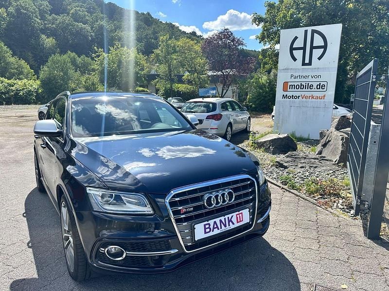 Blau Gebraucht 2016 Audi SQ5 Competition SUV | 31.995 € (Etwas zu teuer) - Bild 1/3