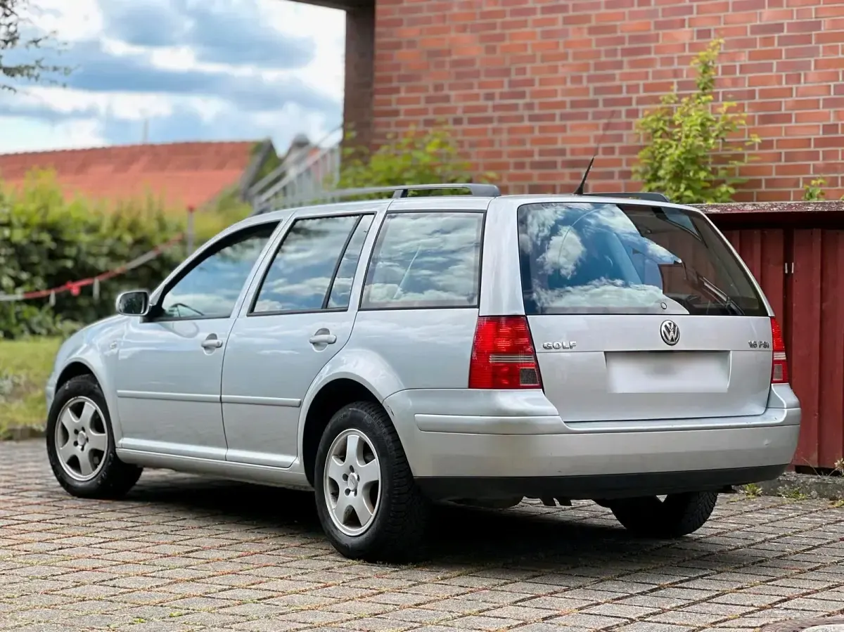 Gebraucht VW Golf IV Pacific 105 PS (77 kW) 2004 Silber Kombi